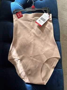 Skinnygirl Nude High-Waist Shaping Briefs